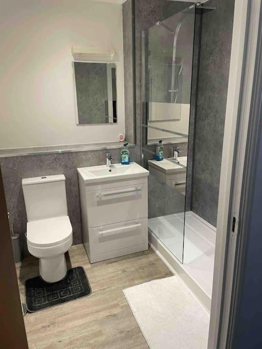 דירות Lincoln View Sleeps 4 Balcony Self Check-In מראה חיצוני תמונה