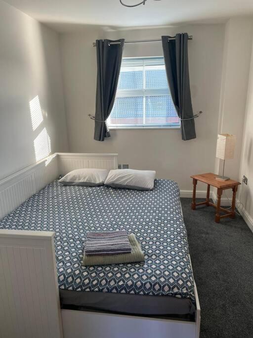 דירות Lincoln View Sleeps 4 Balcony Self Check-In מראה חיצוני תמונה